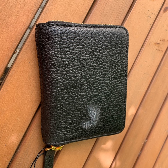 Marc Jacobs Empire Leather Zip Wallet - Picture 2 of 7